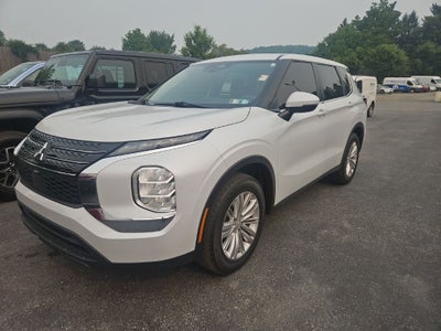 2022 Mitsubishi Outlander ES