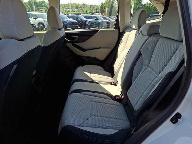 2022 Subaru Forester Base