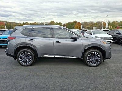 2025 Nissan Rogue Platinum