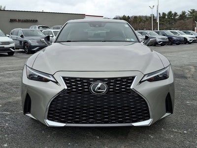 2023 Lexus IS 300
