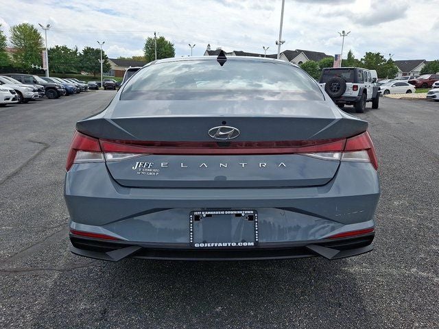 2022 Hyundai Elantra SEL