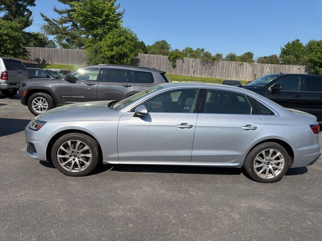2022 Audi A4 40 Premium quattro