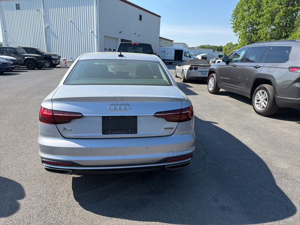 2022 Audi A4 40 Premium quattro