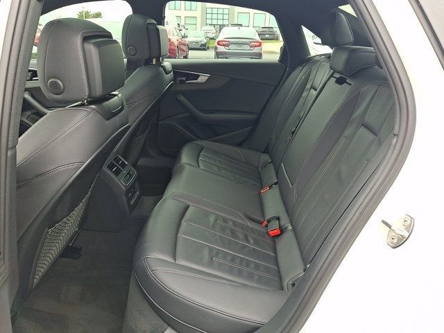 2023 Audi A4 45 S line Premium quattro