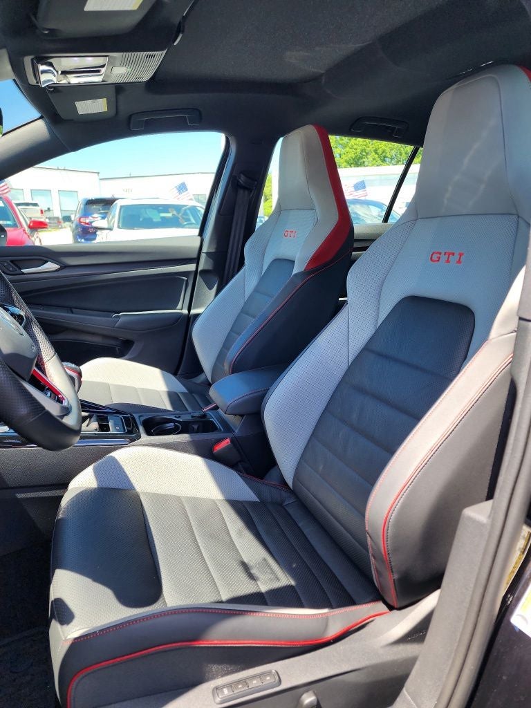 2024 Volkswagen Golf GTI Autobahn