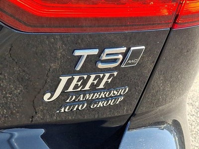 2020 Volvo V60 Cross Country T5