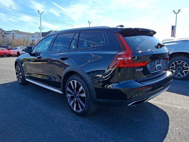 2020 Volvo V60 Cross Country T5