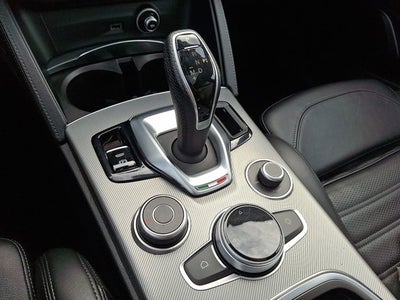 2022 Alfa Romeo Stelvio Veloce