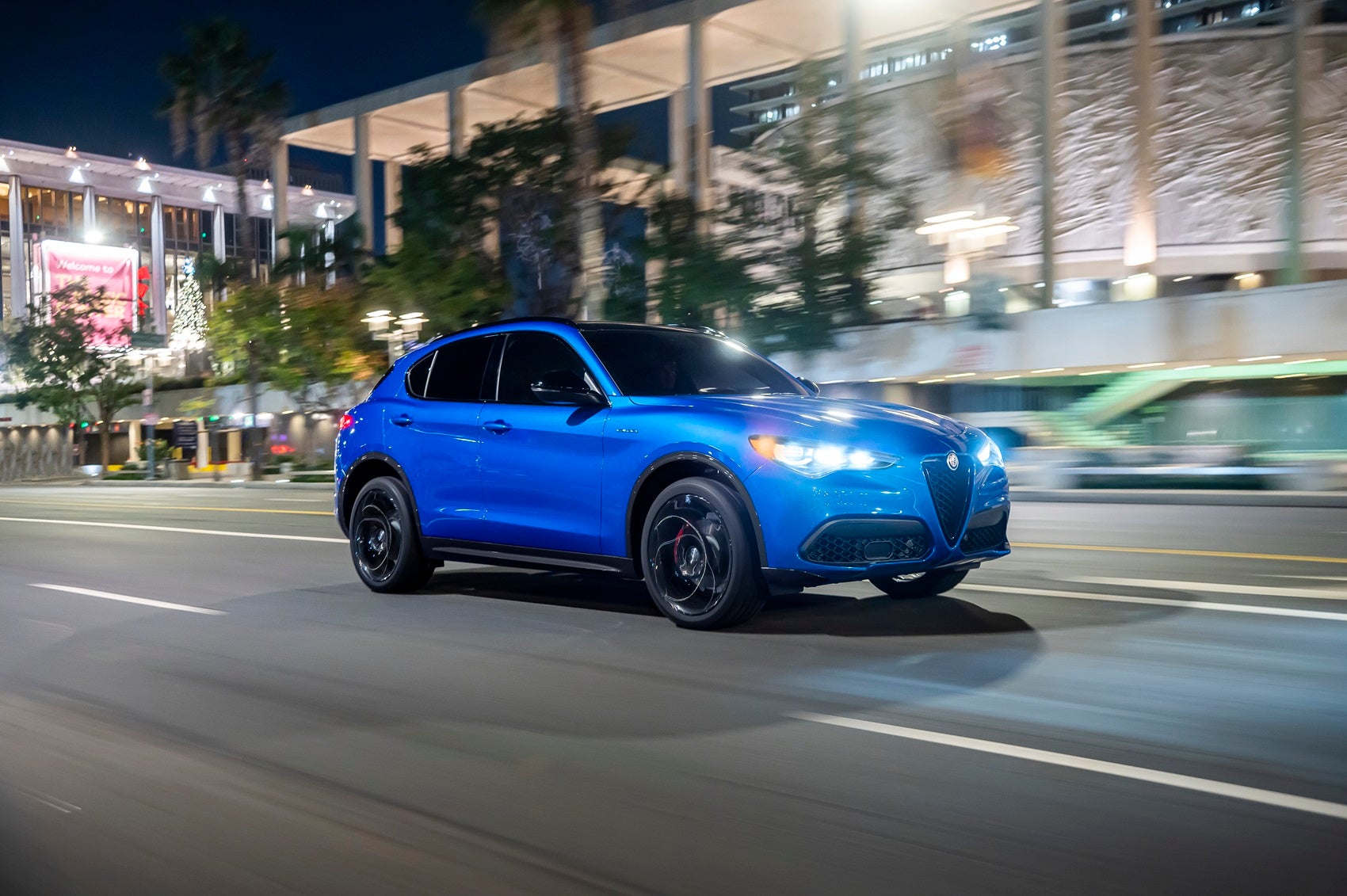 Alfa Romeo Dealer near Me 